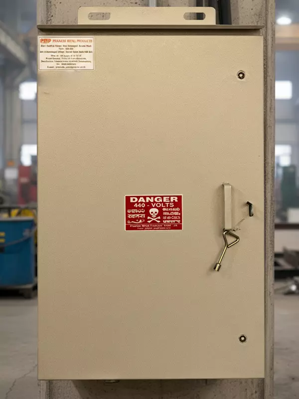 LT Distribution Box by Prakash Metal Product